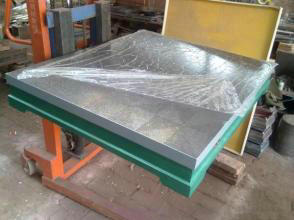 鑄鐵平臺在鈑金行業(yè)的應(yīng)用